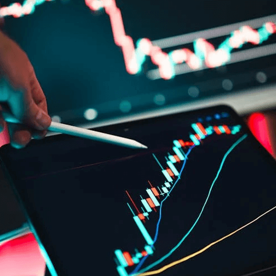 VeltraX Auron - Équipe d'experts en crypto-monnaies